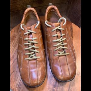 Cole Haan casual shoes.  Inv 5273b